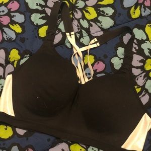 VS Sport Sparkle Bra